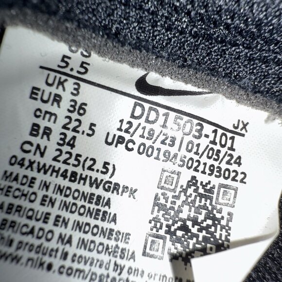 Women's NIKE DUNK LOW -Size 5.5 Black/White/Panda - Sneakers - NEW - Picture 7 of 7